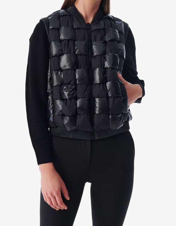 SHINY SLEEVELESS DOWN JACKET